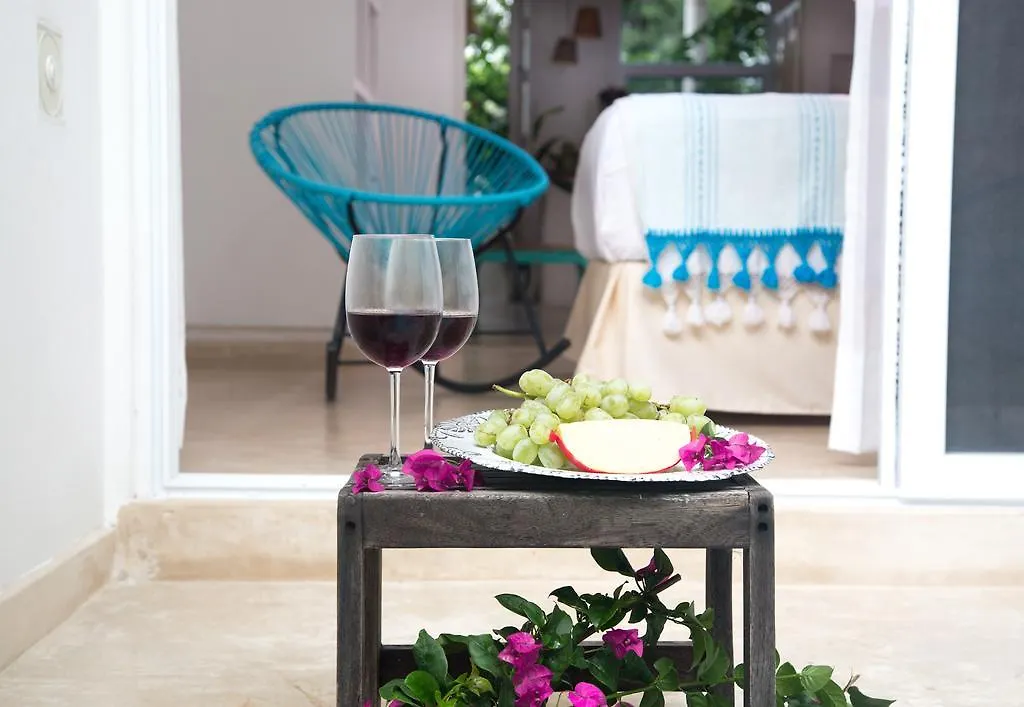 Aparthotel Livetulum