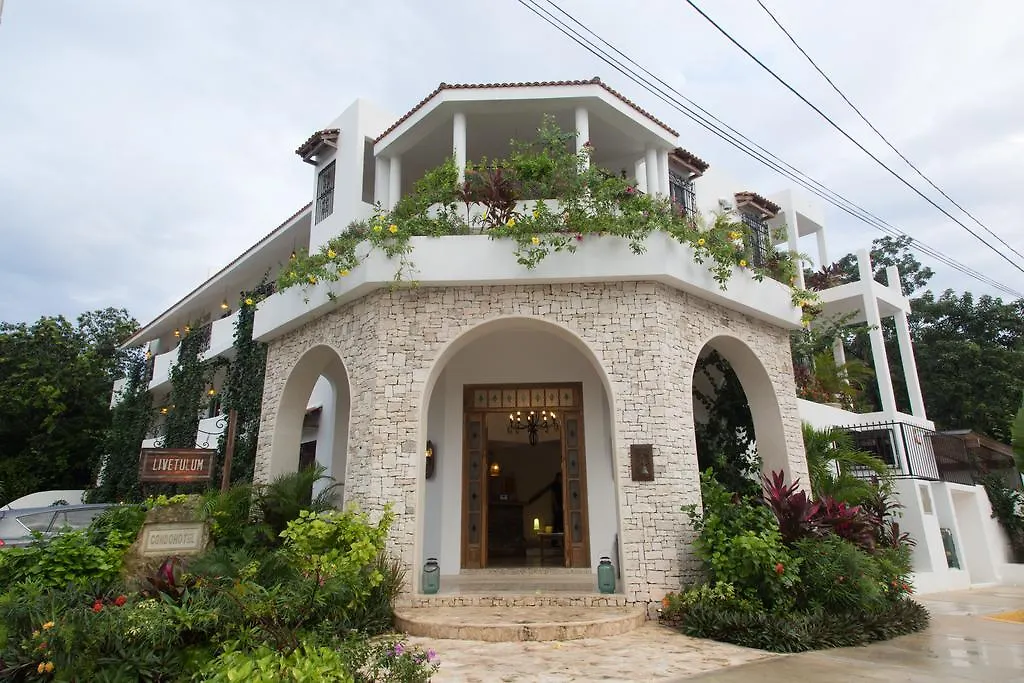 Livetulum Aparthotel