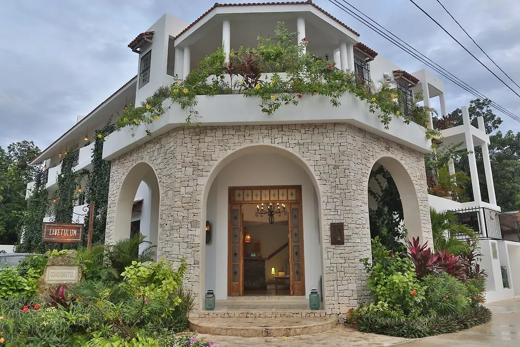 Livetulum Aparthotel