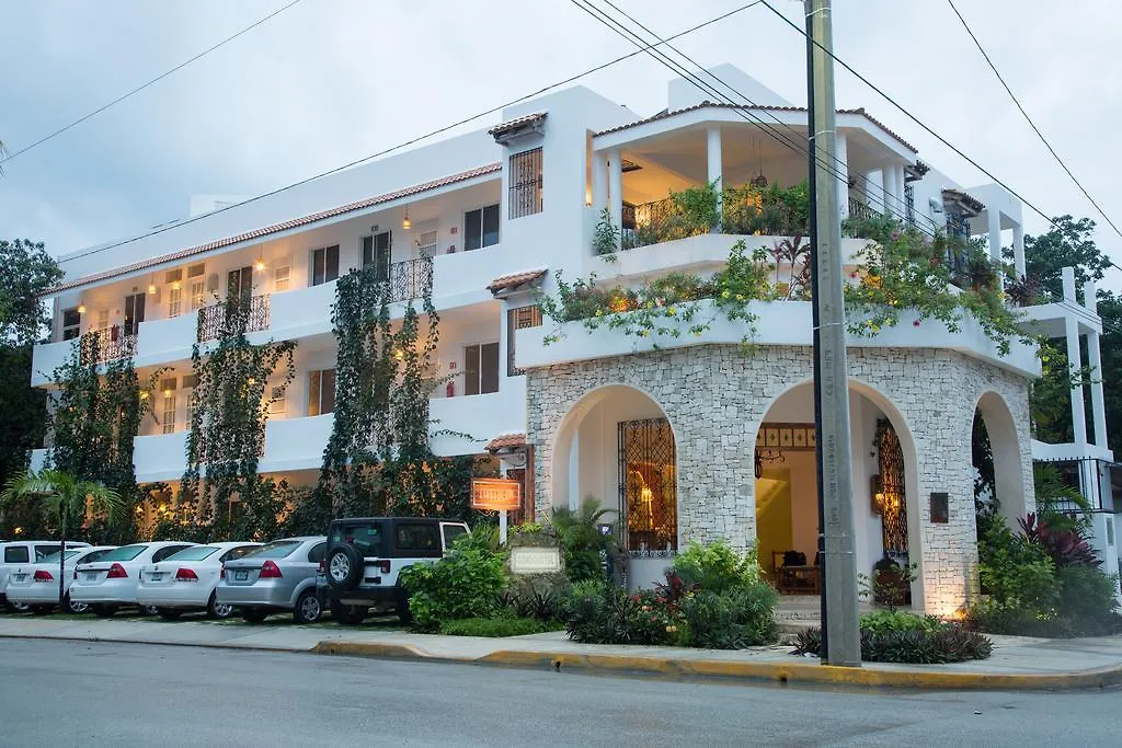 Livetulum Aparthotel